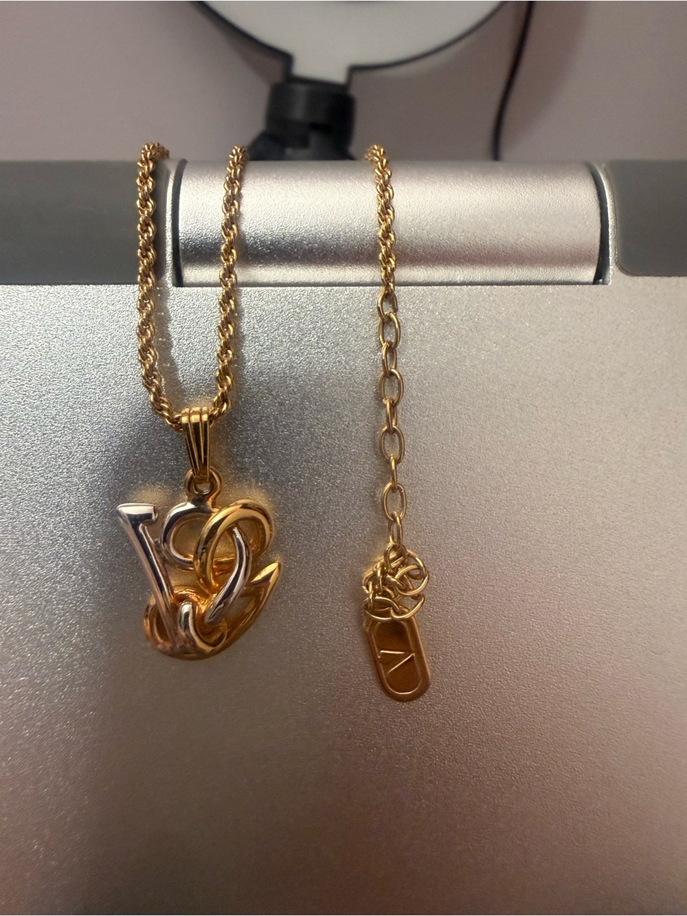 Valentino Garavani "VG" interlocking logo pendant necklace.EUC with COA - Picture 7 of 8